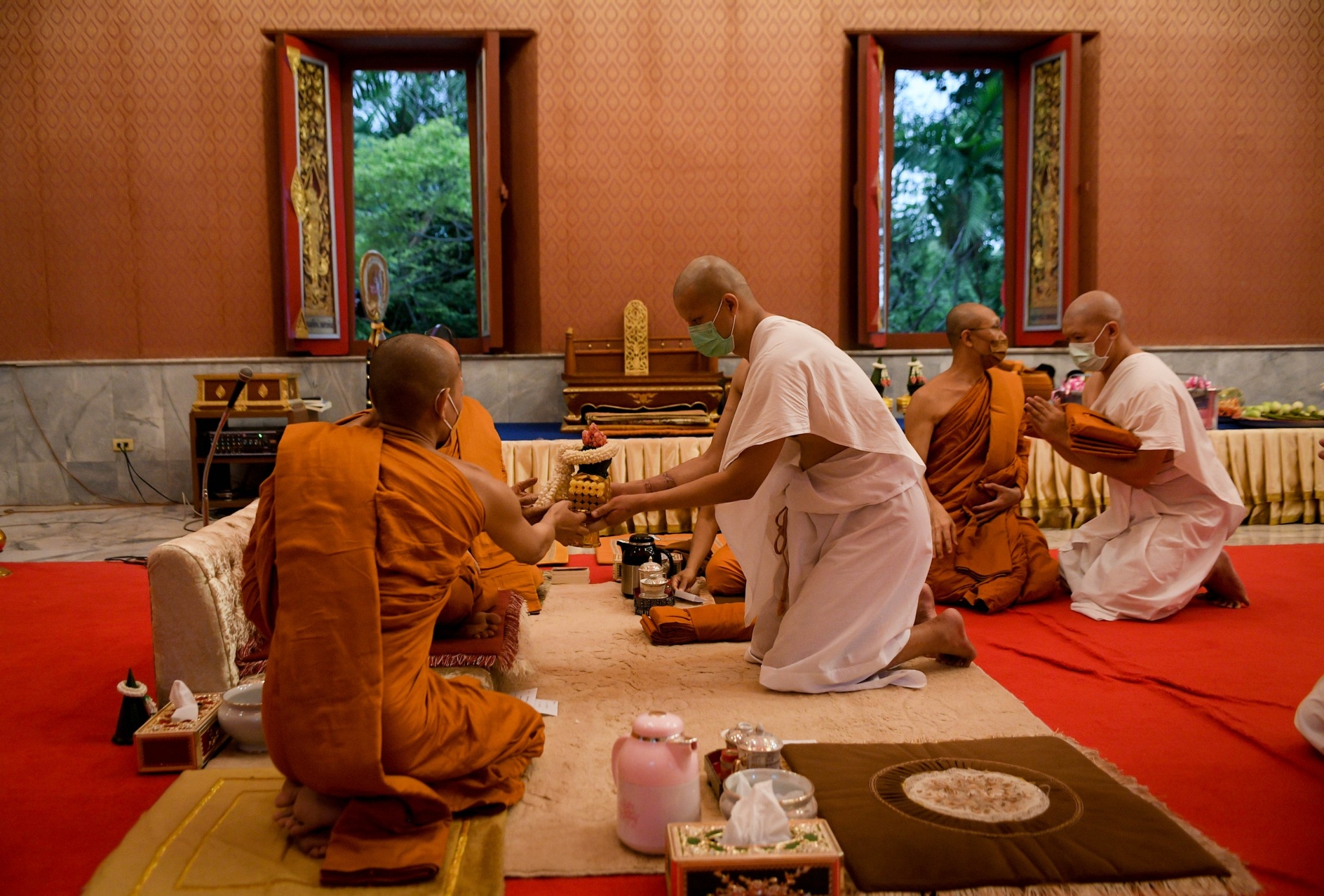 พระอะตอม เข้าพิธีอุปสมบทแล้ว เผยยังไม่กำหนดวันสึก ขออุทิศบุญให้ แตงโม พระอะตอม เข้าพิธีอุปสมบทแล้ว เผยยังไม่กำหนดวันสึก ขออุทิศบุญให้ แตงโม