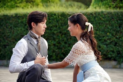 “หนึ่งในร้อย” กระแสแรงเกินต้าน “ต่อ-ญาญ่า” โชว์เคมีกลมกล่อม “หนึ่งในร้อย” กระแสแรงเกินต้าน “ต่อ-ญาญ่า” โชว์เคมีกลมกล่อม