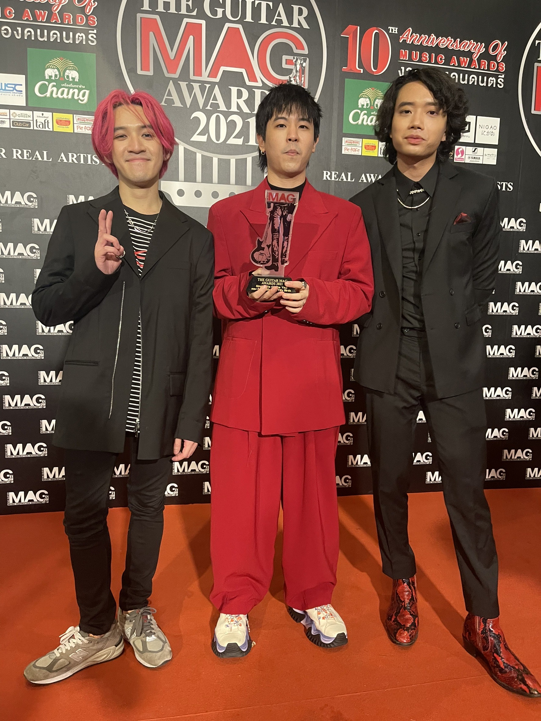 เผยโฉมศิลปินวงการดนตรี คว้ารางวัล The Guitar Mag Awards 2021 เผยโฉมศิลปินวงการดนตรี คว้ารางวัล The Guitar Mag Awards 2021