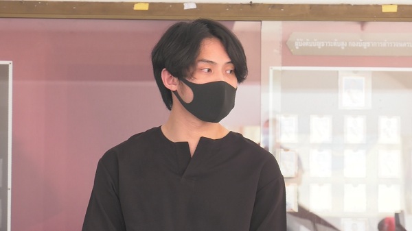 ศาลสั่งจำคุก “ดีเจมะตูม” 2 เดือน ปรับ 2 หมื่น (มีคลิป) ศาลสั่งจำคุก “ดีเจมะตูม” 2 เดือน ปรับ 2 หมื่น (มีคลิป)