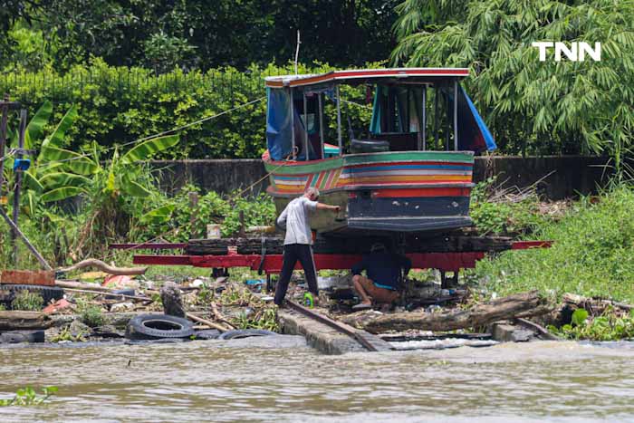 ”ชัชชาติ“ ลงเรือตรวจแนวคันกันน้ำ เตรียมรองรับน้ำเหนือลงมาถึงพื้นที่ กทม. ”ชัชชาติ“ ลงเรือตรวจแนวคันกันน้ำ เตรียมรองรับน้ำเหนือลงมาถึงพื้นที่ กทม.