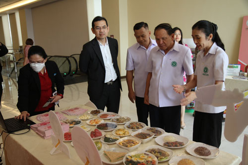 ตั้งครรภ์อย่างมีคุณภาพ สธ.-สปสช.-สสส. ชวนสาววัยเจริญพันธุ์ใช้บัตร ปชช. รับยาเสริมธาตุเหล็ก-กรดโฟลิกฟรี ตั้งครรภ์อย่างมีคุณภาพ สธ.-สปสช.-สสส. ชวนสาววัยเจริญพันธุ์ใช้บัตร ปชช. รับยาเสริมธาตุเหล็ก-กรดโฟลิกฟรี