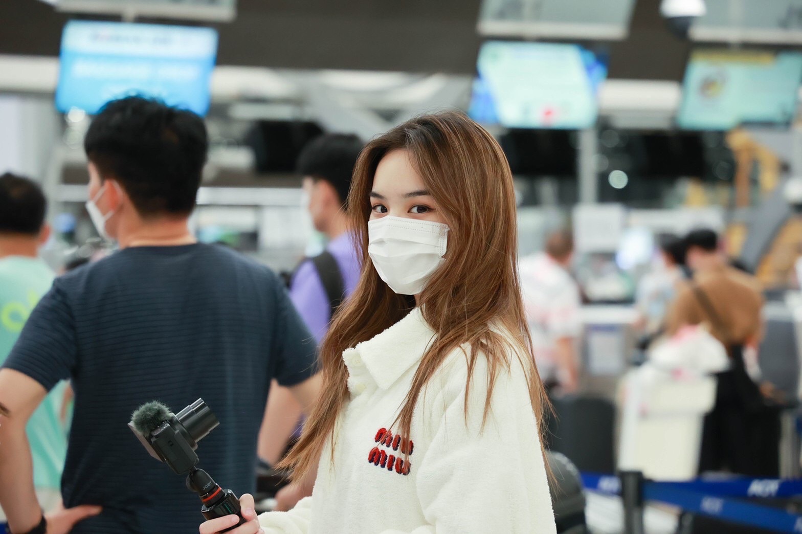 แอลลี่ อชิรญา ลัดฟ้าไปเกาหลีเพื่อทำเพลงเตรียมคัมแบ็ค