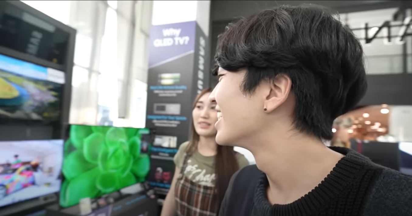 คิวเท เปย์หนักซื้อ TV ให้ เบสท์ คำสิงห์ หลังมีข่าวอดีตคนรักขอคืนหลังเลิกกัน