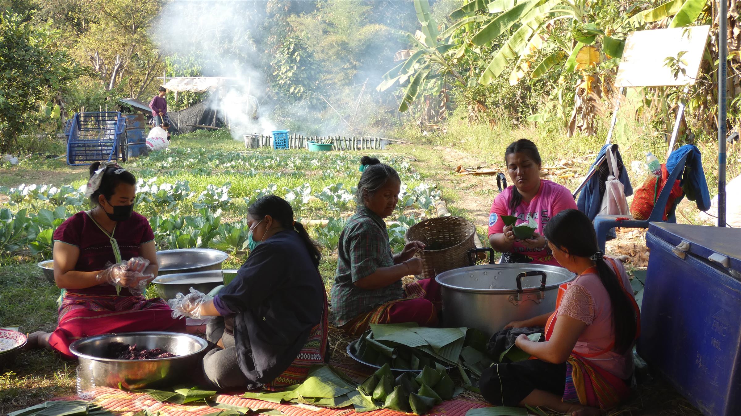 ฝีมือคนรุ่นใหม่! “ครัวกะเหรี่ยงเชอยิเก่อ” สืบสานภูมิปัญญาชาวบ้าน “แก่นมะกรูด” ฝีมือคนรุ่นใหม่! “ครัวกะเหรี่ยงเชอยิเก่อ” สืบสานภูมิปัญญาชาวบ้าน “แก่นมะกรูด”