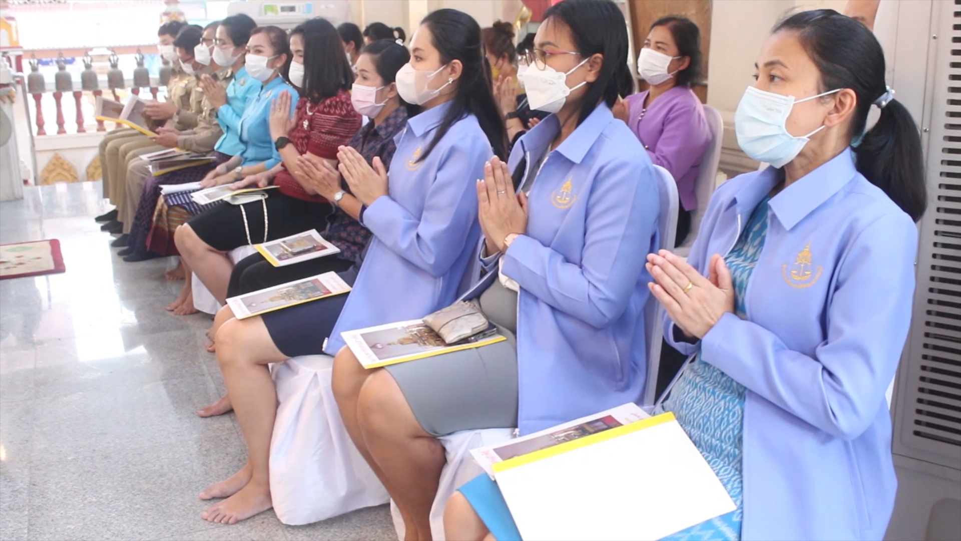 พระสงฆ์ ลพบุรี- พุทธศาสนิกชน ร่วมสวดมนต์ถวายพระพร แด่ เจ้าฟ้าพัชรกิติยาภาฯ พระสงฆ์ ลพบุรี- พุทธศาสนิกชน ร่วมสวดมนต์ถวายพระพร แด่ เจ้าฟ้าพัชรกิติยาภาฯ