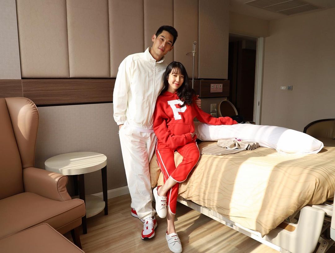กันต์ ลุ้นผลตรวจโควิด หลัง ฟลุค มาเยี่ยมลูก-เมีย 