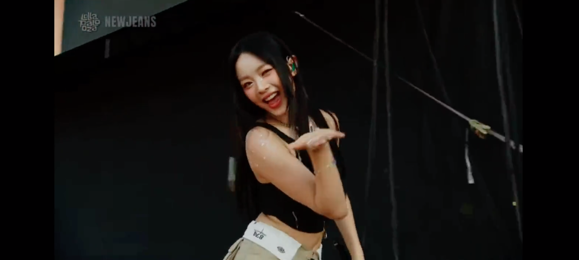ตัวแม่สุดมุ้งมิ้ง!! NewJeans กระทบไหล่ Billie Eilish ที่เทศกาลดนตรี Lollapalooza