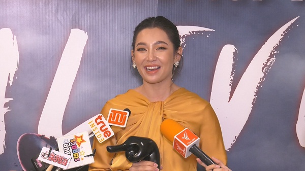 “ก็อต จิรายุ-เบลล่า” คว้ารางวัลนำชาย-หญิง สมาคมผู้กำกับภาพยนตร์ไทย ครั้งที่ 11 (มีคลิป)