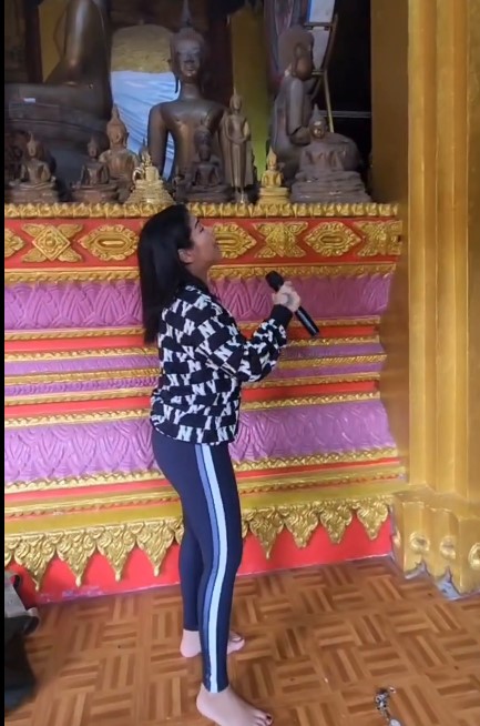 ขอเจ้าอาวาสแล้ว ตั๊ก ศิริพร ทำทุกอย่างถูกต้องก่อนร้องเพลงแก้บน ขอเจ้าอาวาสแล้ว ตั๊ก ศิริพร ทำทุกอย่างถูกต้องก่อนร้องเพลงแก้บน
