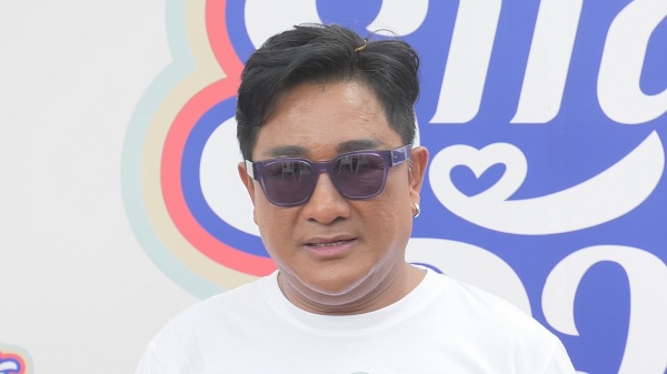 “เอกชัย ศรีวิชัย” ยังไม่พร้อม ปั้นเด็กใต้เป็น T-POP  ย้ำ ขอเวลาอีกหน่อย  (มีคลิป)