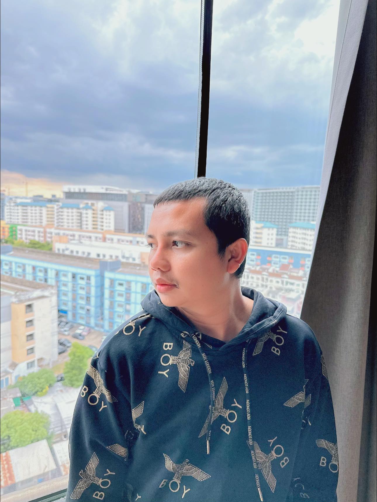 ครูไพบูลย์ เผยสาเหตุทำศัลยกรรม เพราะอยากเสริมโหง่วเฮ้ง ครูไพบูลย์ เผยสาเหตุทำศัลยกรรม เพราะอยากเสริมโหง่วเฮ้ง