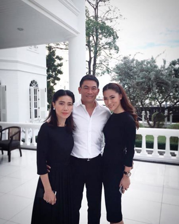 ด่วน!! เอ๋ ชนม์สวัสดิ์ อัศวเหม เสียชีวิตแล้ว ด่วน!! เอ๋ ชนม์สวัสดิ์ อัศวเหม เสียชีวิตแล้ว