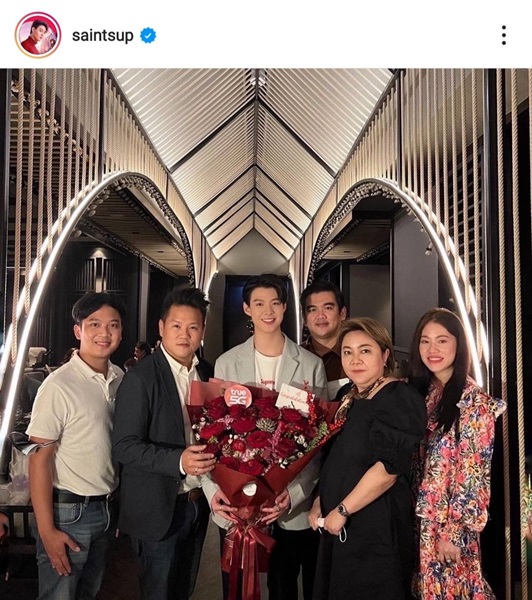 เซ้นต์ ศุภพงษ์ ที่ขึ้นแท่นพรีเซ็นเตอร์คนใหม่ True5G เซ้นต์ ศุภพงษ์ ที่ขึ้นแท่นพรีเซ็นเตอร์คนใหม่ True5G