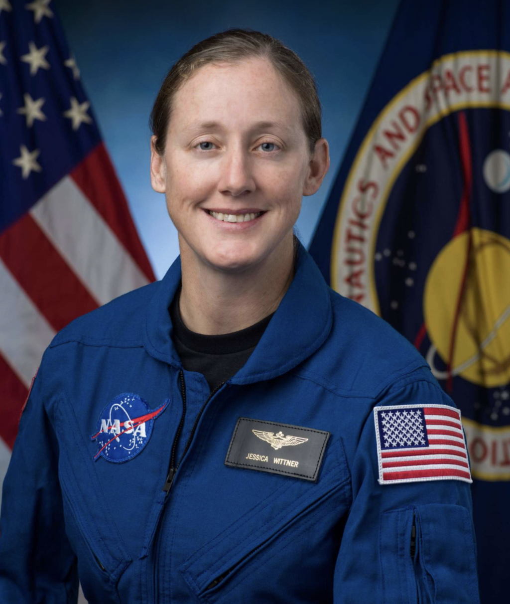 NASA ประกาศ 10 รายชื่อนักบินอวกาศรุ่นใหม่ ที่อาจจะได้ไปดวงจันทร์!