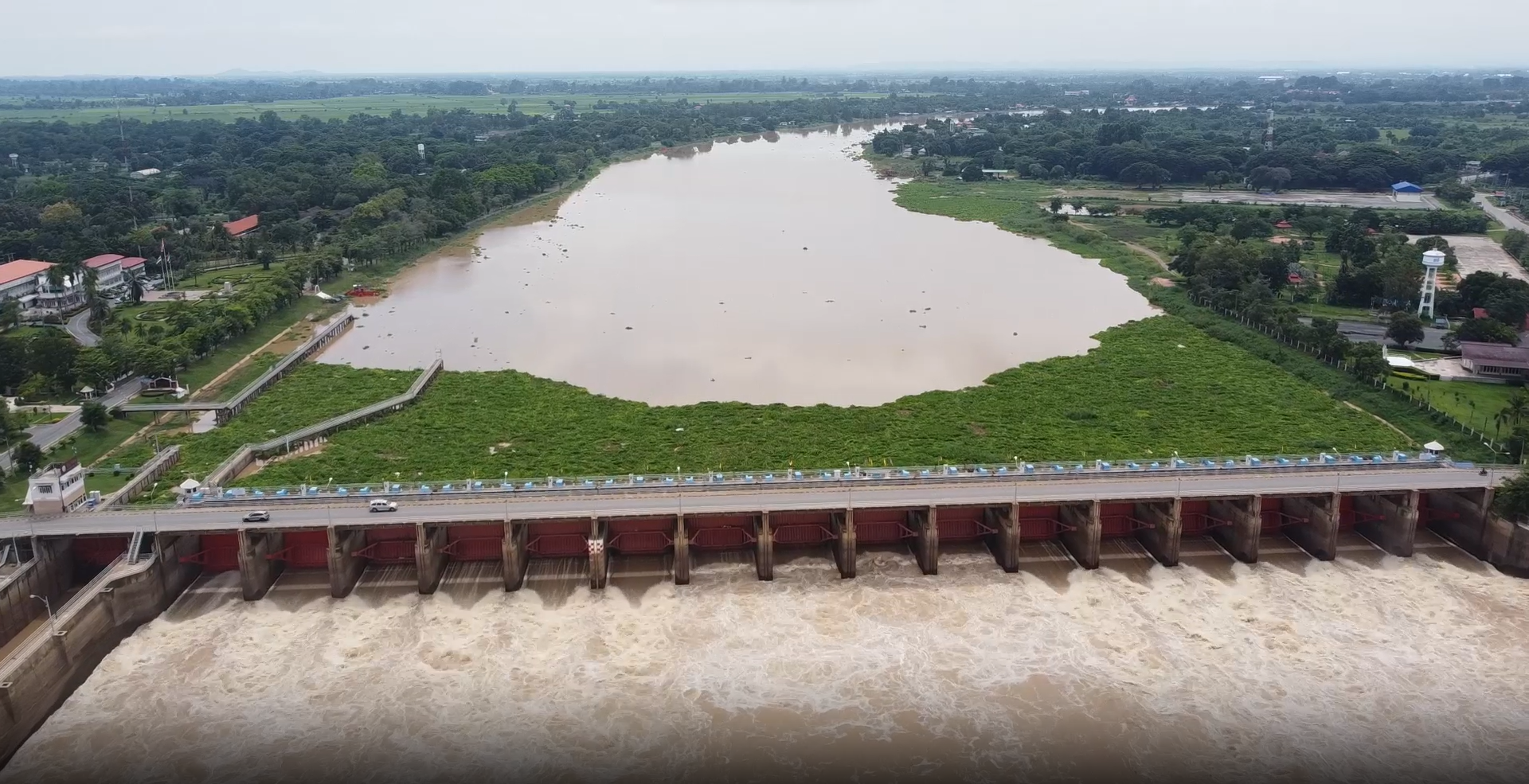 อัปเดตสถานการณ์น้ำท่วมวันนี้ เขื่อนเจ้าพระยาเตรียมรองรับน้ำเหนือ อัปเดตสถานการณ์น้ำท่วมวันนี้ เขื่อนเจ้าพระยาเตรียมรองรับน้ำเหนือ