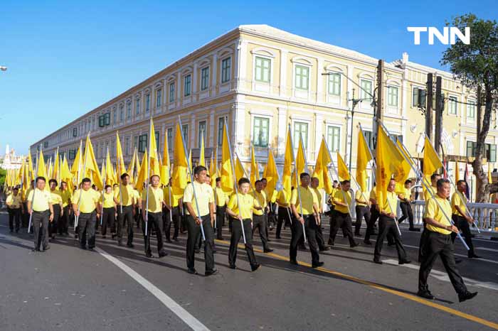 มท.จัดพิธีมอบธงตราสัญลักษณ์ เฉลิมพระเกียรติพระบาทสมเด็จพระเจ้าอยู่หัว มท.จัดพิธีมอบธงตราสัญลักษณ์ เฉลิมพระเกียรติพระบาทสมเด็จพระเจ้าอยู่หัว