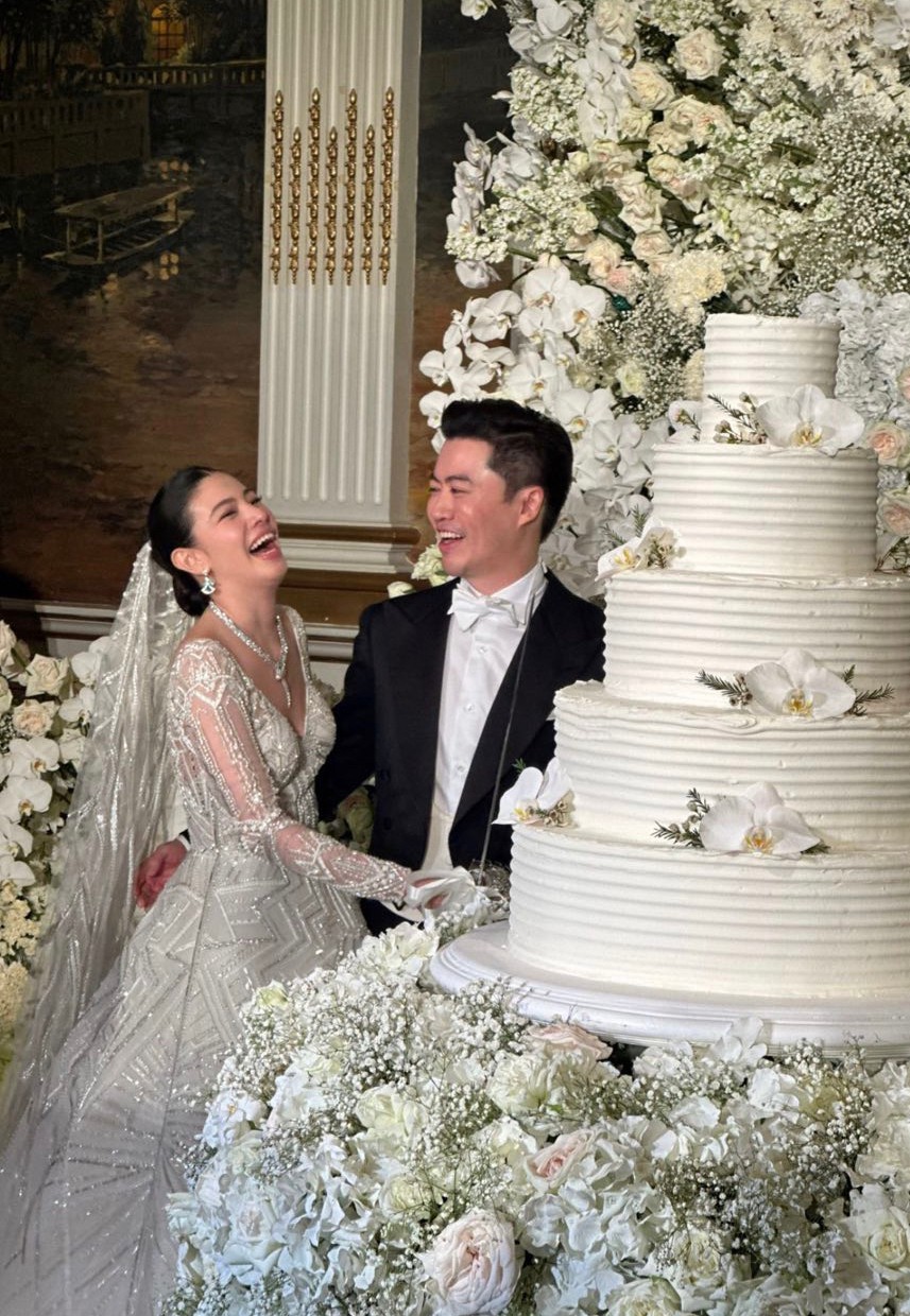 แคท ซอนญ่า ควงแฟนหนุ่มนักธุรกิจ เข้าพิธีวิวาห์สุดอลังการ แคท ซอนญ่า ควงแฟนหนุ่มนักธุรกิจ เข้าพิธีวิวาห์สุดอลังการ