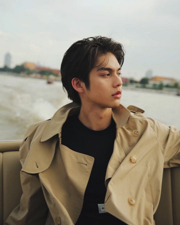 ไบร์ท ชวนแฟนคลับร่วมบริจาคซื้ออุปกรณ์ให้กับทีมอาสาสมัครดับเพลิง (มีคลิป) 