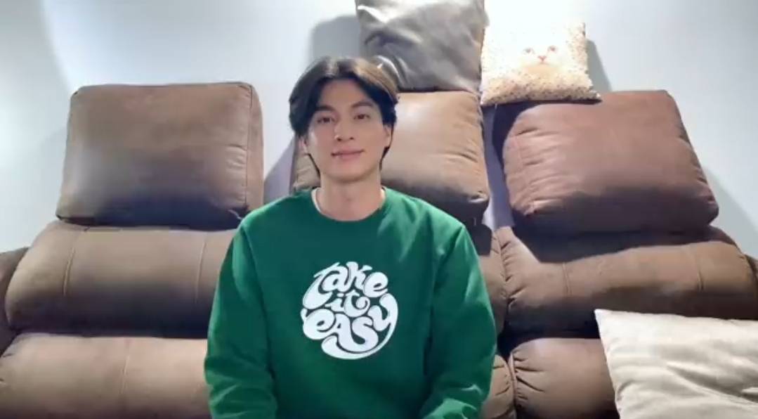 ทีมแม่มารวมกันตรงนี้ กลัฟ คณาวุฒิ อวยพรแฟนคลับเนื่องในวันแม่ ทีมแม่มารวมกันตรงนี้ กลัฟ คณาวุฒิ อวยพรแฟนคลับเนื่องในวันแม่
