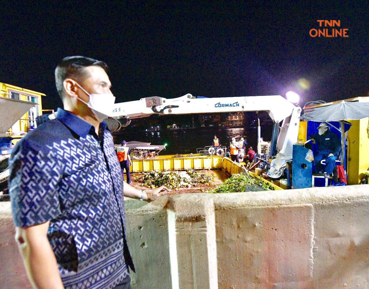 กทม.จัดเจ้าหน้าที่ลุยเก็บกระทงในแม่น้ำเจ้าพระยาเตรียมนำไปกำจัดอย่างถูกวิธี คาดว่าปีนี้มีกระทงมากขึ้นเนื่องจากโควิด-19 คลี่คลาย กทม.จัดเจ้าหน้าที่ลุยเก็บกระทงในแม่น้ำเจ้าพระยาเตรียมนำไปกำจัดอย่างถูกวิธี คาดว่าปีนี้มีกระทงมากขึ้นเนื่องจากโควิด-19 คลี่คลาย