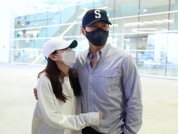 ลืออีกว่าท้องชัวร์!! ชาวเน็ตแห่ตีความคำสัมภาษณ์ล่าสุด ‘ฮยอนบิน - ซนเยจิน’ ลืออีกว่าท้องชัวร์!! ชาวเน็ตแห่ตีความคำสัมภาษณ์ล่าสุด ‘ฮยอนบิน - ซนเยจิน’