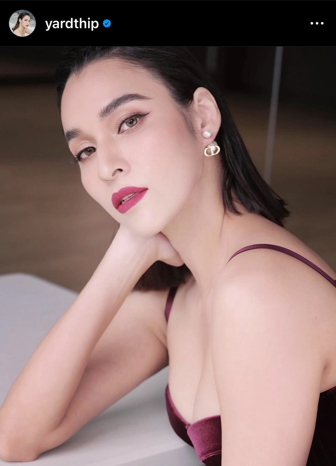 หยาดทิพย์ สุดทน! ซัดเพจดัง เขียนเหมือนรู้เรื่องจริง เหมือนรู้ทุกเรื่อง!! หยาดทิพย์ สุดทน! ซัดเพจดัง เขียนเหมือนรู้เรื่องจริง เหมือนรู้ทุกเรื่อง!!