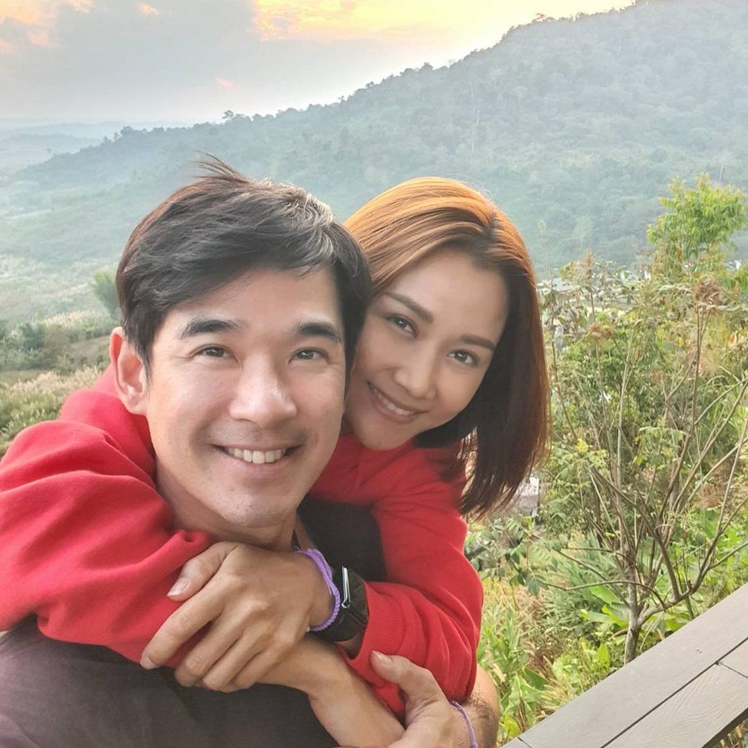 ลิฟท์ สุพจน์ กักตัวในรถบ้าน หลังอยู่กองละครเดียวกันกับ ปีโป้ ลิฟท์ สุพจน์ กักตัวในรถบ้าน หลังอยู่กองละครเดียวกันกับ ปีโป้