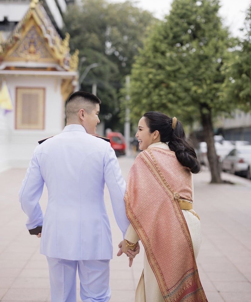 มะปราง วิรากานต์-สารวัตรชร เข้าเฝ้าสมเด็จพระสังฆราช เพื่อรับประทานน้ำสังข์ มะปราง วิรากานต์-สารวัตรชร เข้าเฝ้าสมเด็จพระสังฆราช เพื่อรับประทานน้ำสังข์