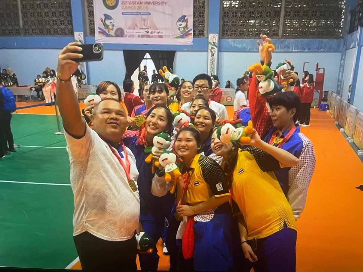 ตบสาวไทยฟอร์มแรง อัด อินโดฯ ซิวแชมป์วอลเลย์บอลหญิง ม.อาเซียน 2024 ตบสาวไทยฟอร์มแรง อัด อินโดฯ ซิวแชมป์วอลเลย์บอลหญิง ม.อาเซียน 2024