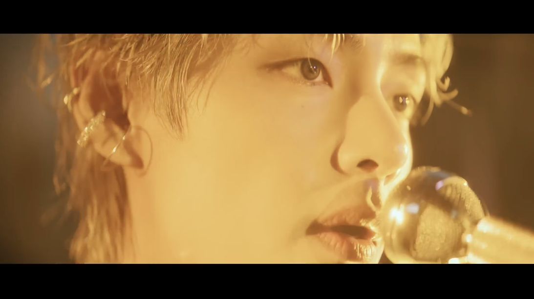 ใจเหลวไปหมดแล้ว!! 'วี BTS' อวดลีลาในเอ็มวีเพลงเดี่ยว Love Me Again ใจเหลวไปหมดแล้ว!! 'วี BTS' อวดลีลาในเอ็มวีเพลงเดี่ยว Love Me Again