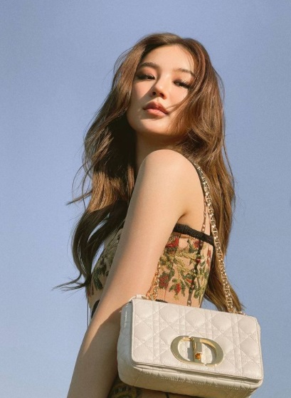 ต้าเหนิง สลัคลุคสวยแซ่บ ทำ เจเจ ถึงกับคลั่งรักออกสื่อ ต้าเหนิง สลัคลุคสวยแซ่บ ทำ เจเจ ถึงกับคลั่งรักออกสื่อ