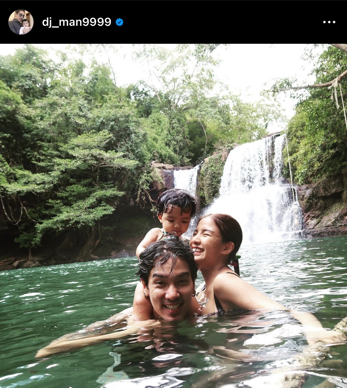 ดีเจแมน พาครอบครัวเข้าวัด ใบเตย ทำบุญวันเกิดครบ 35 ปี ดีเจแมน พาครอบครัวเข้าวัด ใบเตย ทำบุญวันเกิดครบ 35 ปี