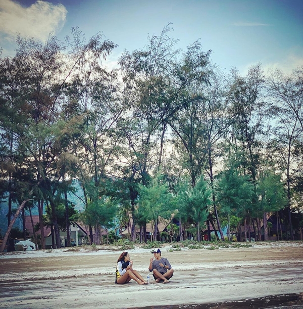 ฟลุค ชลัคร เตรียมฟ้องพิธีกรดัง เสนอข่าวเกินจริง ทำเสียชื่อเสียง ฟลุค ชลัคร เตรียมฟ้องพิธีกรดัง เสนอข่าวเกินจริง ทำเสียชื่อเสียง