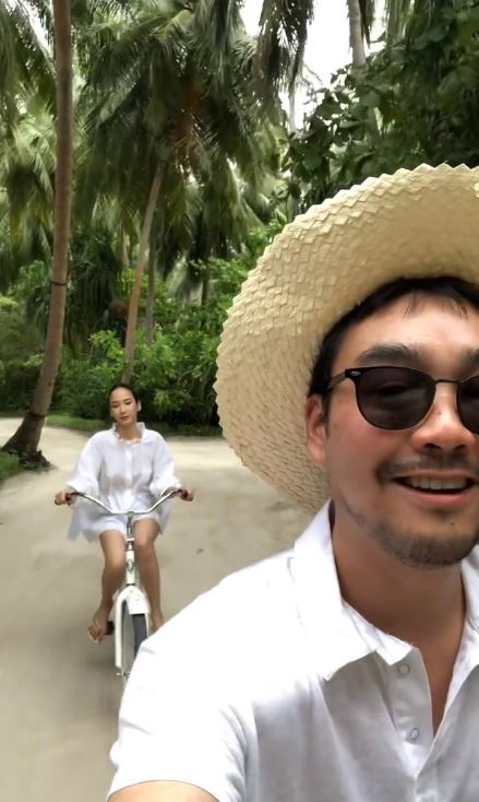 ต้องแต่งแล้ว!! อั้ม-ไฮโซพก ถูกแซวหนักหลังโพสต์คลิป 10 โมเมนต์สุดโรแมนติก