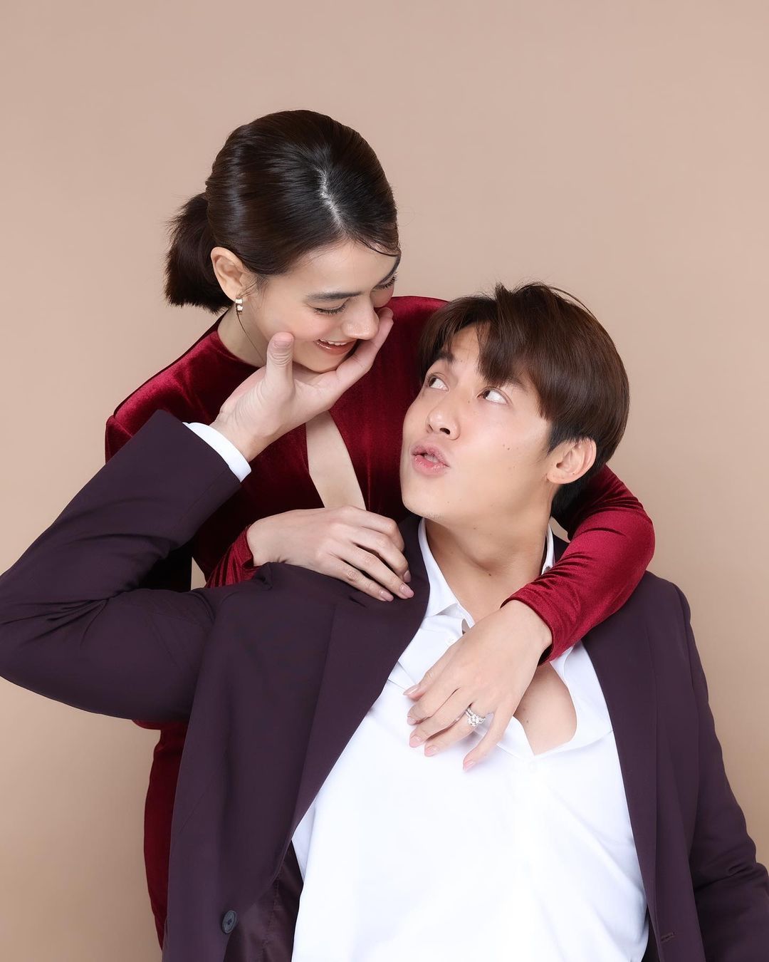 กลัวหลุดความลับ! คิมเบอร์ลี่ เผยสถานที่แต่งงานเป็นคนไทยคนแรกของโลกที่ไปจัดงานแต่ง