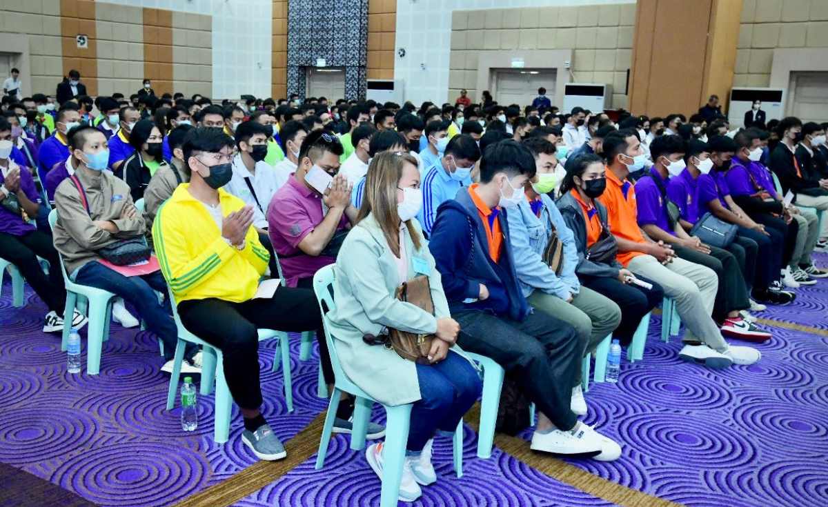 แรงงงานไทยกลับไปทำงานอิสราเอลจัดส่ง 5,000 คนใน 3 เดือน แรงงงานไทยกลับไปทำงานอิสราเอลจัดส่ง 5,000 คนใน 3 เดือน