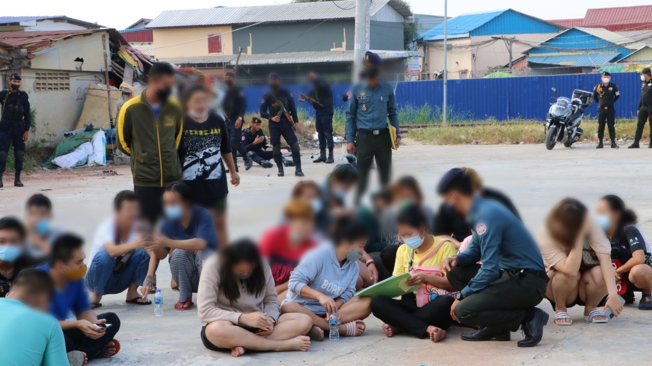 ส่งกลับคนไทยร่วมแก๊งคอลเซ็นเตอร์ในกัมพูชา-ขยายผลล่ามาเฟียต่างชาติ ส่งกลับคนไทยร่วมแก๊งคอลเซ็นเตอร์ในกัมพูชา-ขยายผลล่ามาเฟียต่างชาติ