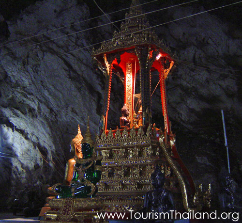 ไหว้พระ 9 วัด อุทัยธานี 2566 ปักพิกัดเมืองรอง เสริมสิริมงคลรับปีใหม่ ไหว้พระ 9 วัด อุทัยธานี 2566 ปักพิกัดเมืองรอง เสริมสิริมงคลรับปีใหม่