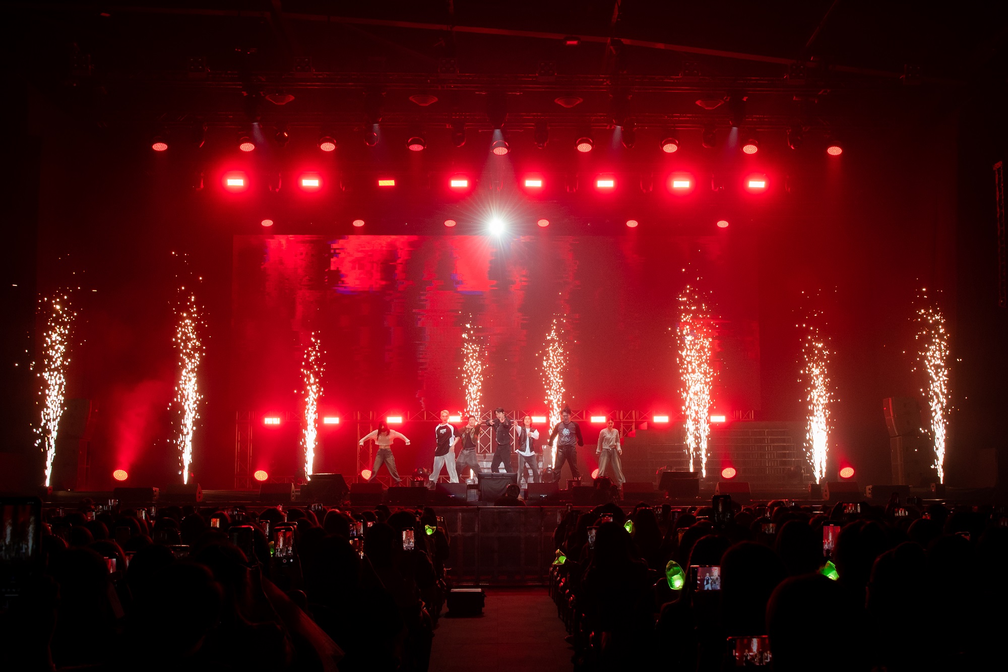 ประมวลความฟิน!! ‘จินยอง GOT7’ จัดแฟนคอนเสิร์ตเดี่ยวในไทย 2 รอบตั๋วเกลี้ยง ประมวลความฟิน!! ‘จินยอง GOT7’ จัดแฟนคอนเสิร์ตเดี่ยวในไทย 2 รอบตั๋วเกลี้ยง