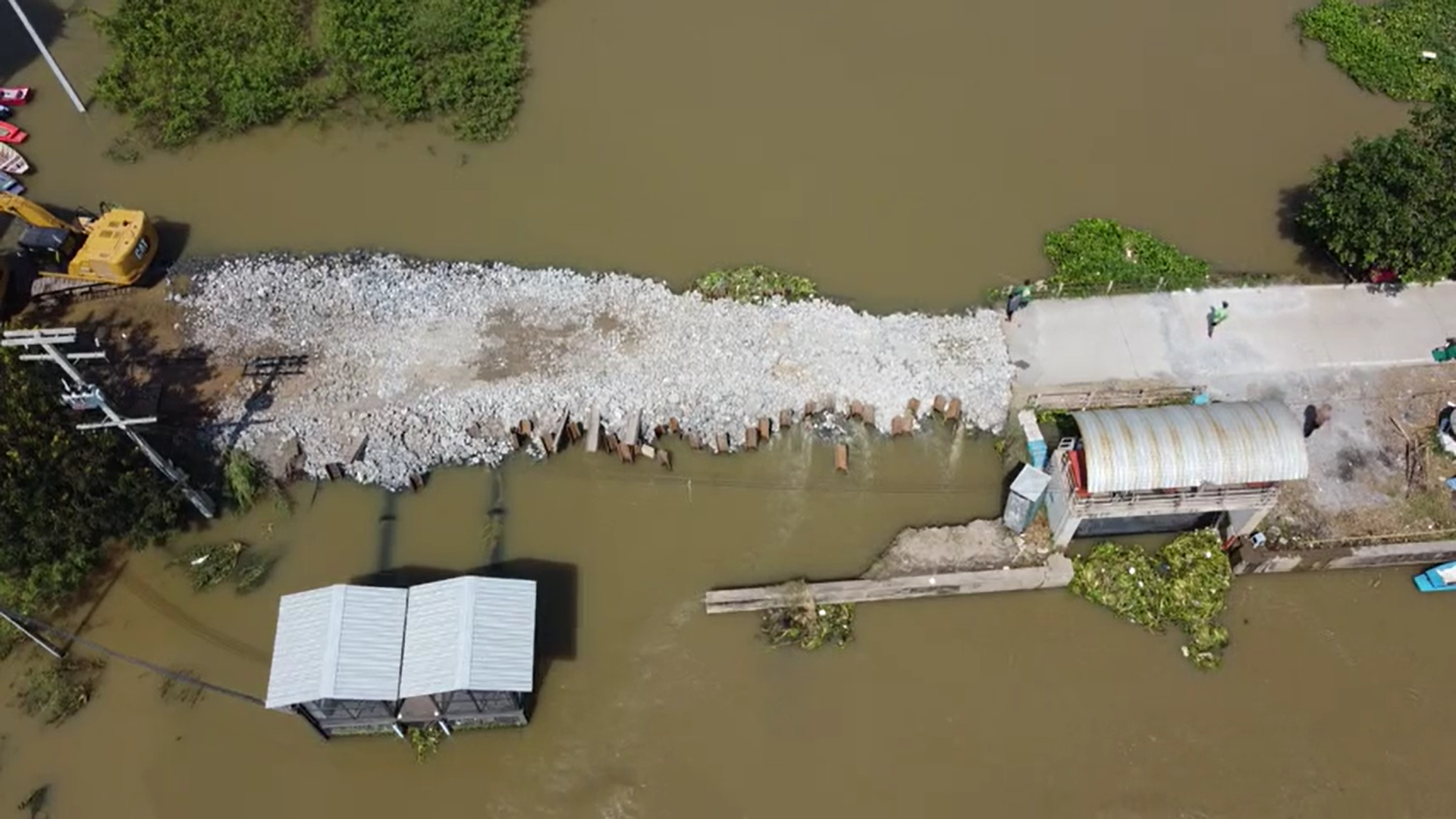สรุปสถานการณ์ เขื่อนเจ้าพระยา 20 ต.ค. ระบายน้ำลดลง-แต่เหนือเขื่อนยังอ่วม