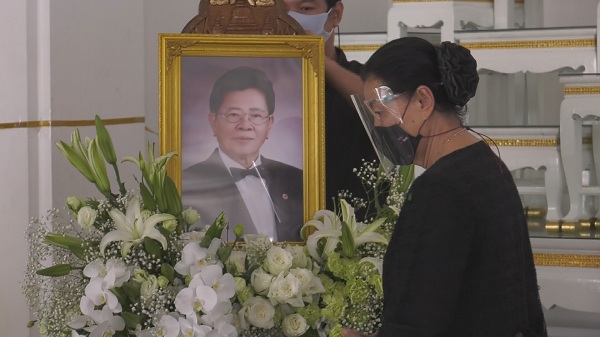 ทำตามสัญญา บิณฑ์ รอมอบเงิน 1 ล้านให้ครอบครัว ครูชาลี  (มีคลิป)
