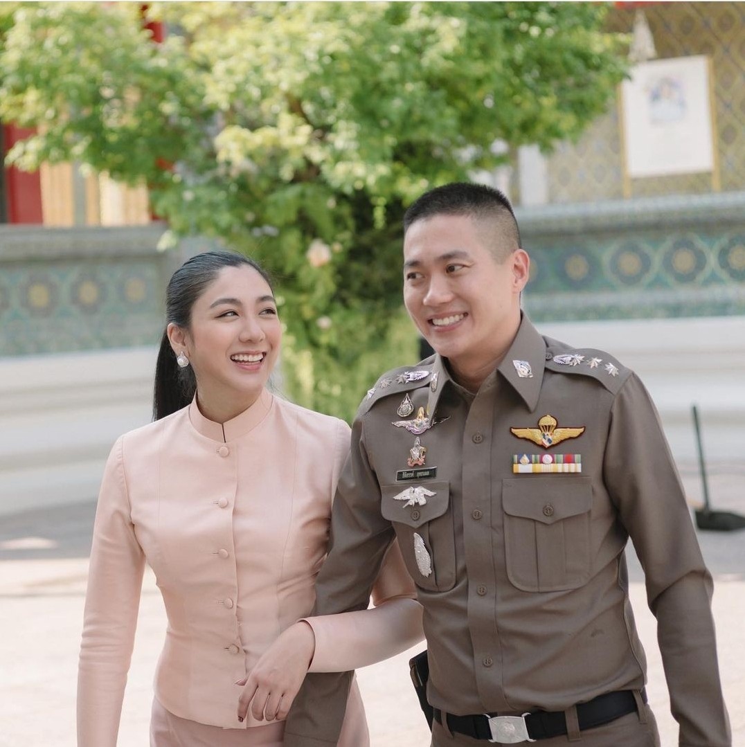 ใบเตย พรพจี เปิดใจครั้งแรก หลังเจอมรสุมโยง อดีตผกก.โจ้ ใบเตย พรพจี เปิดใจครั้งแรก หลังเจอมรสุมโยง อดีตผกก.โจ้