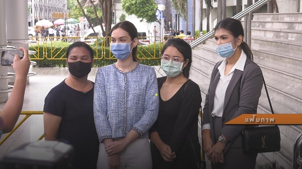 แมท ภีรนีย์ ขึ้นศาลฟ้องเกรียนคีย์บอร์ดอีก 8 ราย (มีคลิป) แมท ภีรนีย์ ขึ้นศาลฟ้องเกรียนคีย์บอร์ดอีก 8 ราย (มีคลิป)