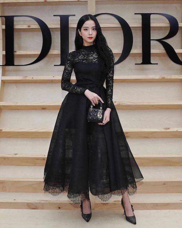 ‘จีซู BLACPINK - นัมจูฮยอก’!! นำทัพซุปตาร์ชมโชว์ Dior ครั้งแรกในเกาหลี (มีคลิป) ‘จีซู BLACPINK - นัมจูฮยอก’!! นำทัพซุปตาร์ชมโชว์ Dior ครั้งแรกในเกาหลี (มีคลิป)