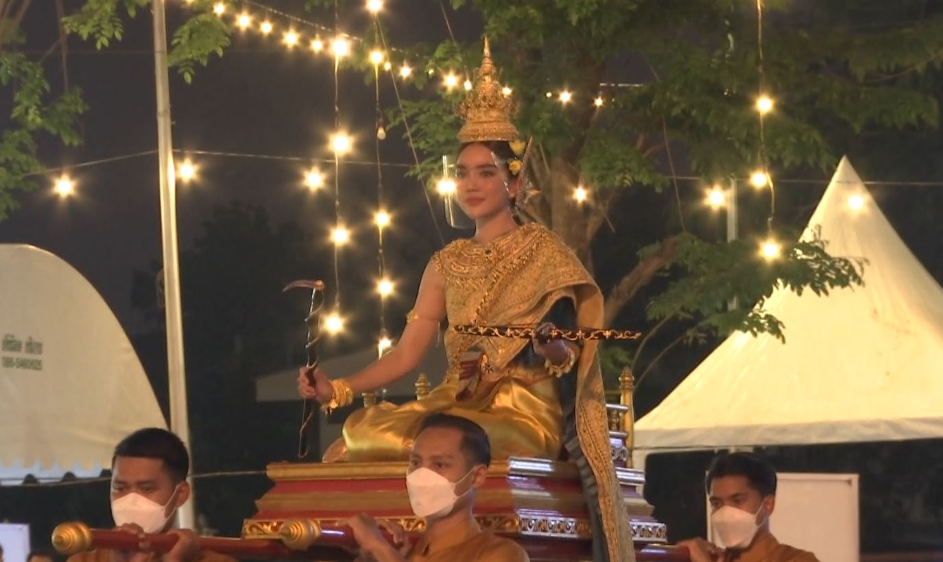 “ปราง กัญญ์ณรัณ” แปลงโฉมเป็น “นางกิริณีเทวี” ร่วมงาน“เย็นฉ่ำวิถีไทย รื่นเริงใจในเมืองเก่า 2022”