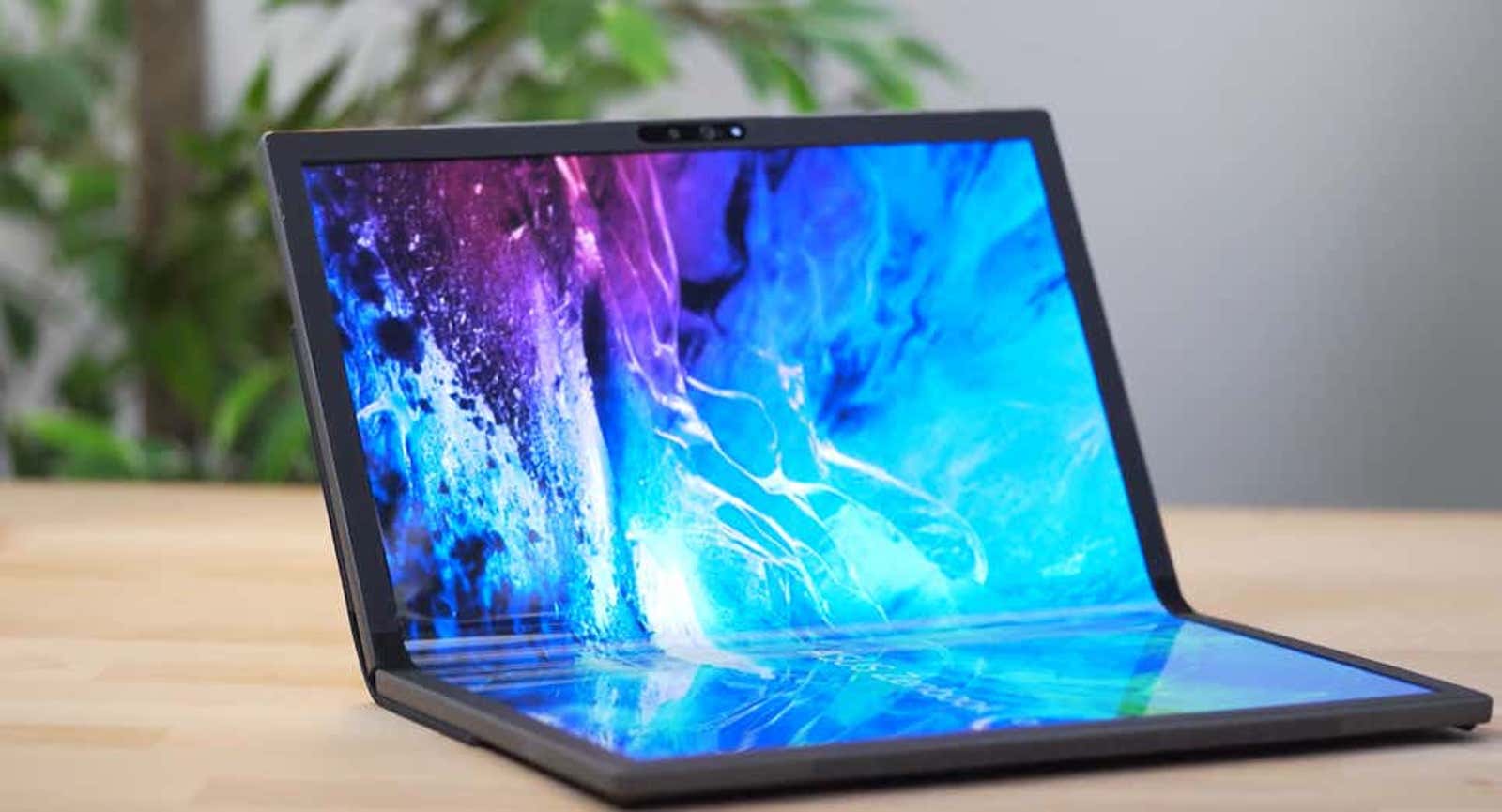 Apple อาจจะออก iPad พับได้ และ Macbook Hybrid จอ 20 นิ้ว! Apple อาจจะออก iPad พับได้ และ Macbook Hybrid จอ 20 นิ้ว!