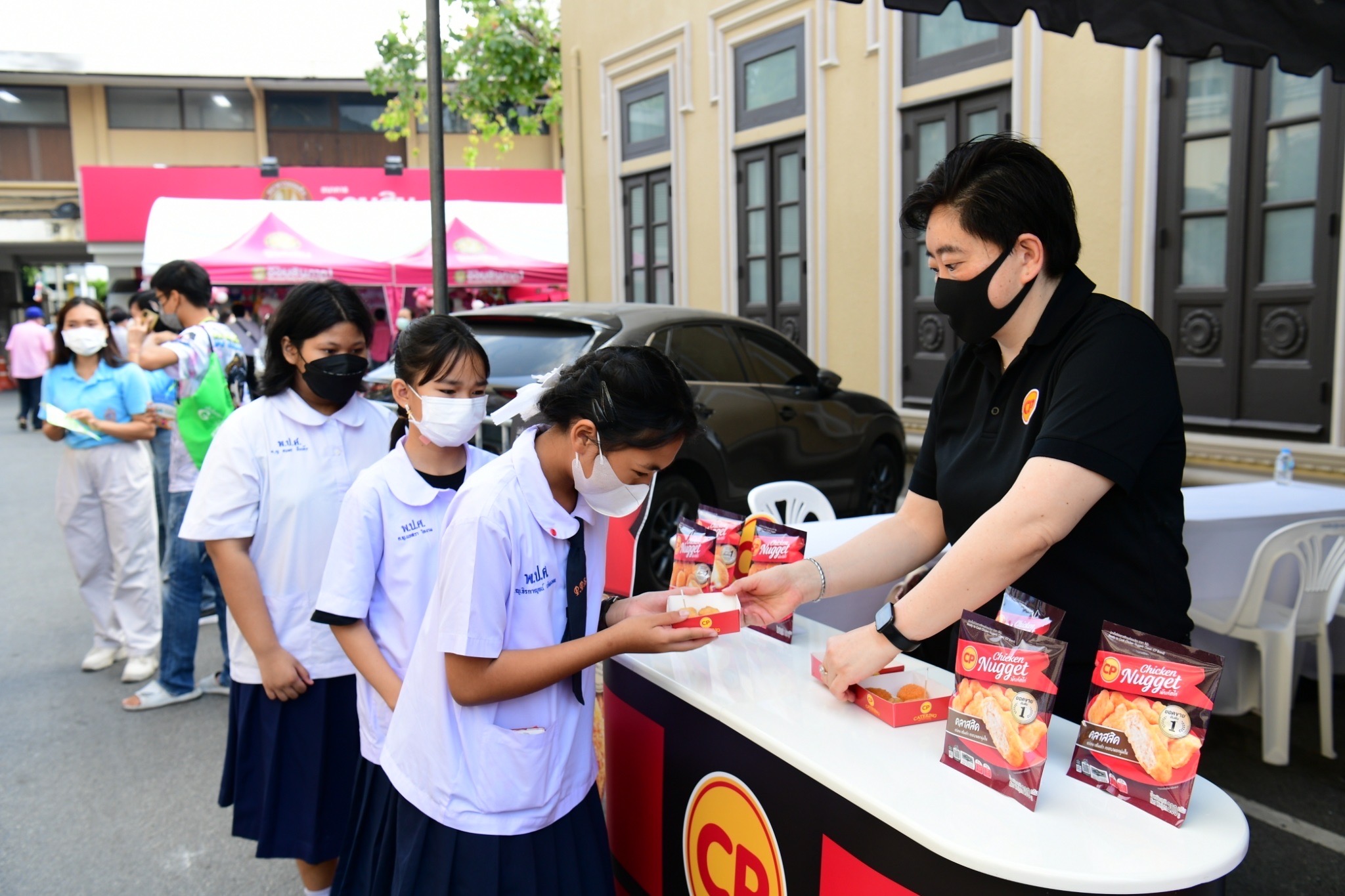 CPF มอบอาหารคุณภาพปลอดภัย ให้น้องๆ อิ่มอร่อย ในงานวันเด็กแห่งชาติ ปี 66 ทำเนียบรัฐบาล CPF มอบอาหารคุณภาพปลอดภัย ให้น้องๆ อิ่มอร่อย ในงานวันเด็กแห่งชาติ ปี 66 ทำเนียบรัฐบาล