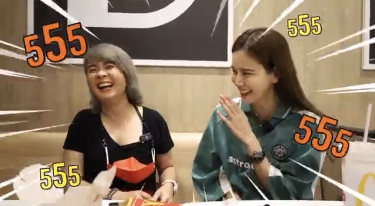 เจี๊ยบ พิจิตตรา ยก บอย เป็นสุดยอดสามี คอยซัพพอร์ตทุกอย่าง เจี๊ยบ พิจิตตรา ยก บอย เป็นสุดยอดสามี คอยซัพพอร์ตทุกอย่าง