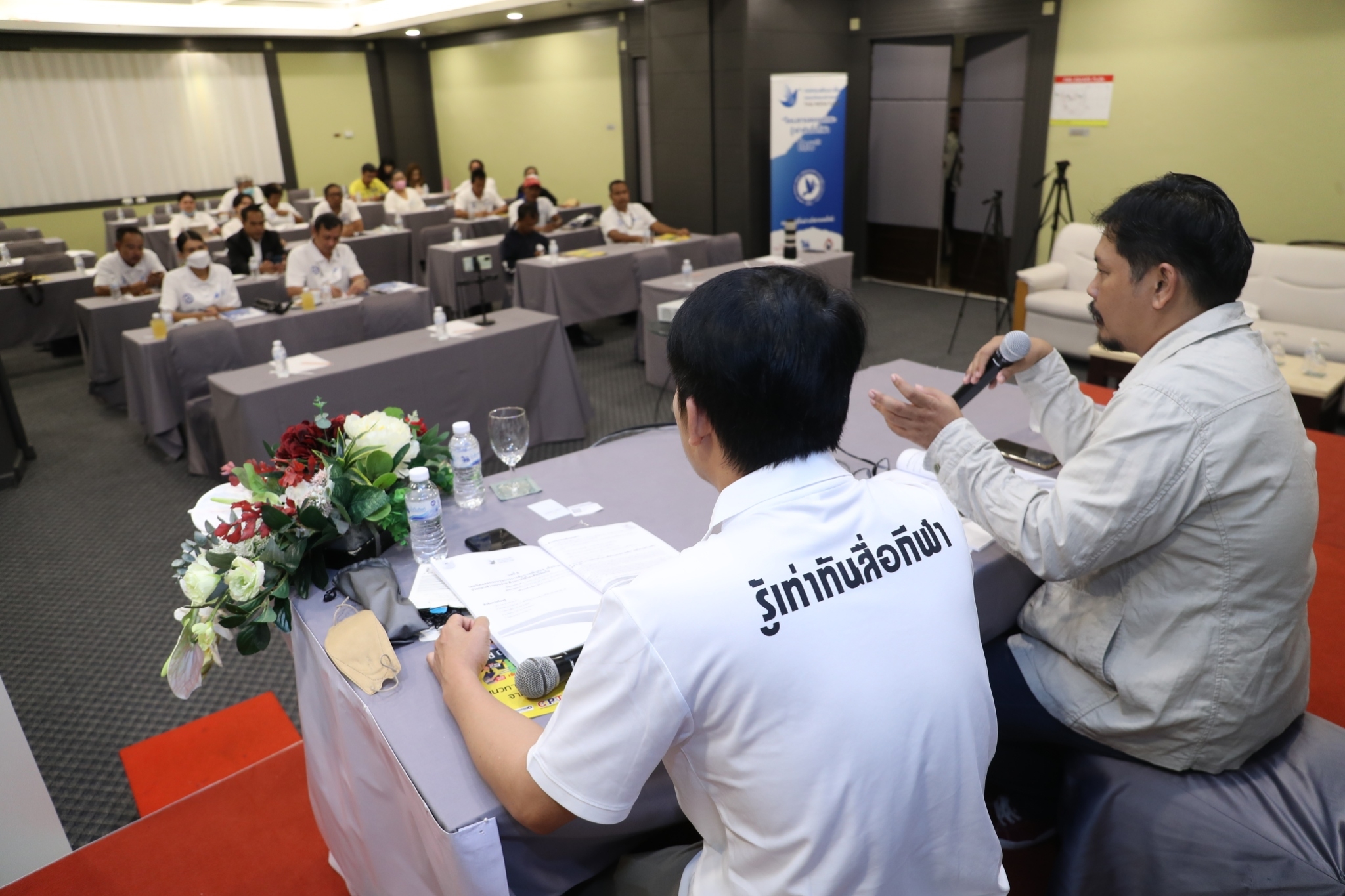 'นายกส.ผู้สื่อข่าวกีฬาออนไลน์' มอบประกาศนียบัตรผู้เข้าร่วม 'อบรมทักษะสื่อกีฬา' ครั้งที่สอง
